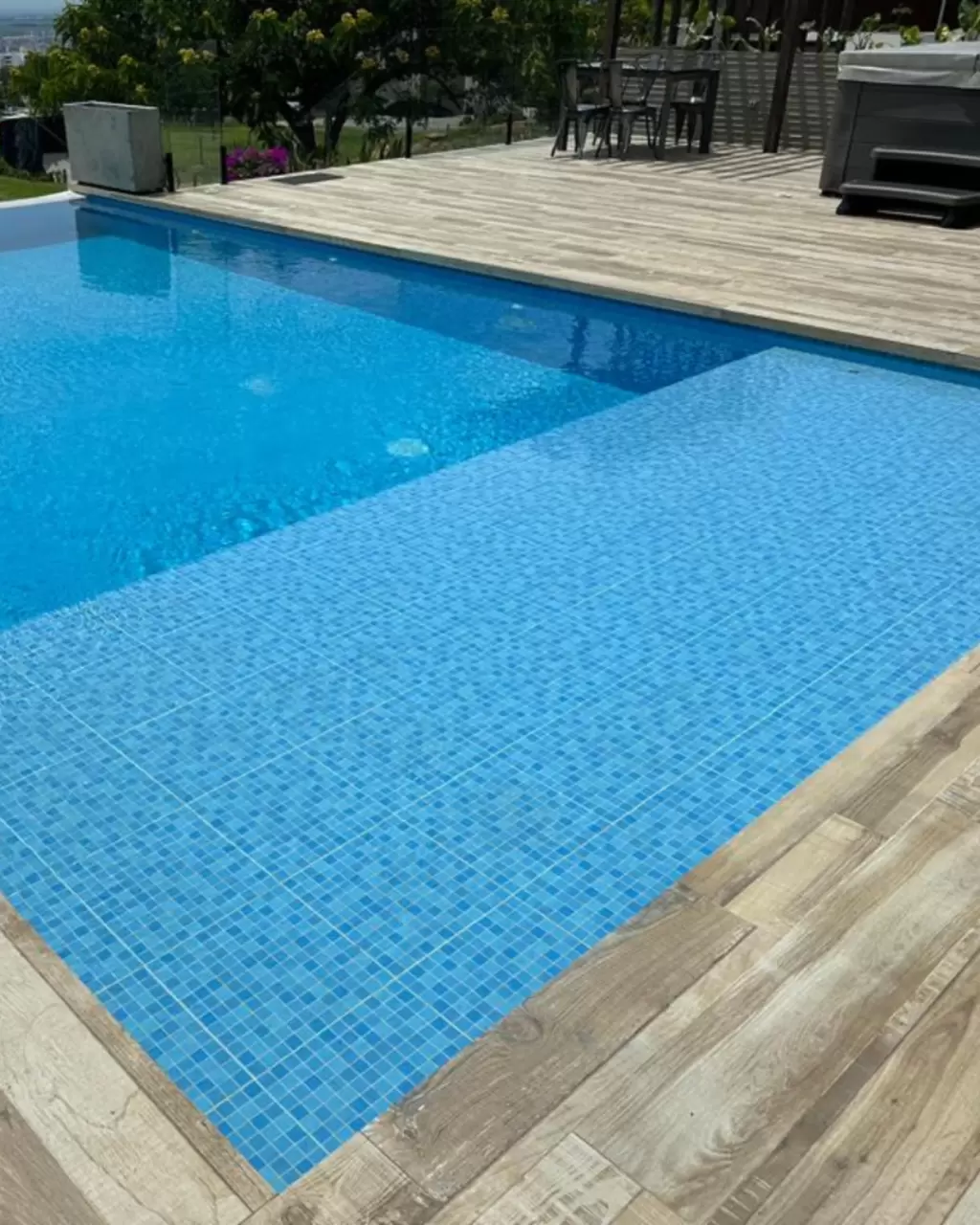 Porcelanato Mosaico Azul 4822